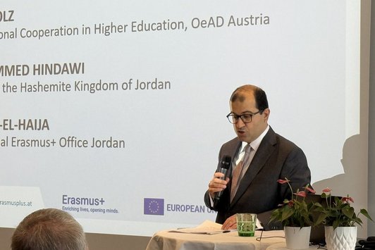 Der Alternativtext wird in Kürze eingefügt