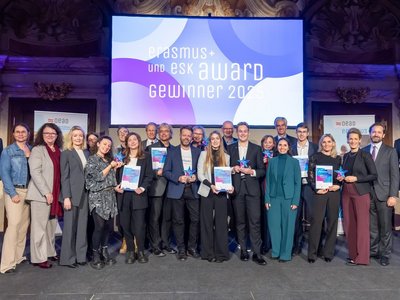 Foto aller Erasmus+ und ESK Award Gewinner 2025