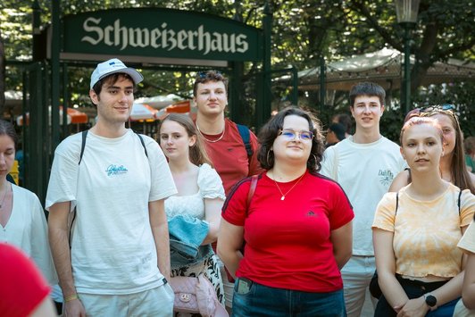 Der Alternativtext wird in Kürze eingefügt