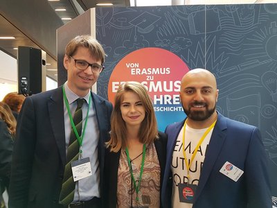 Ernst Gesslbauer, Katharina Binder und Ali Mahlodji in Straßburg