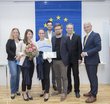 eTwinning-Preisverleihung mit Ursula Panuschka und den Siegern.