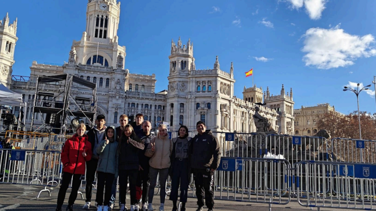 Gruppenfoto in Madrid im Jänner 2024