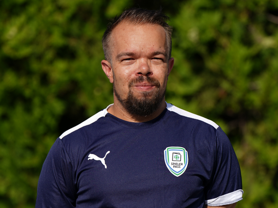 Portraitfoto von Rene Hacker